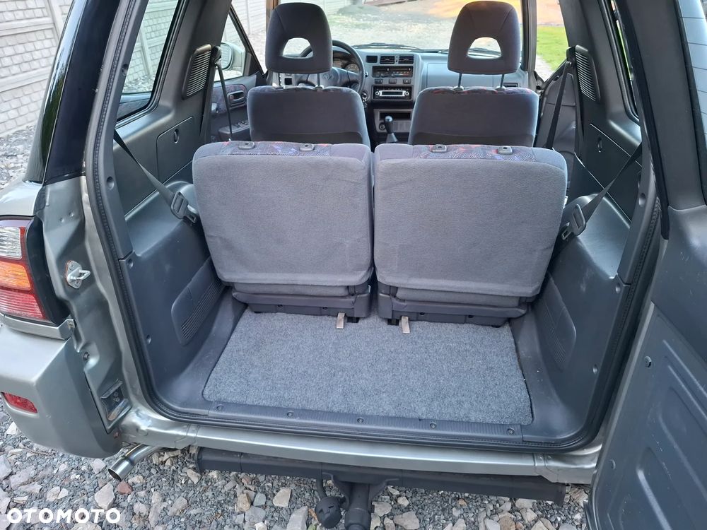 Toyota RAV4 2.0 Special - 24