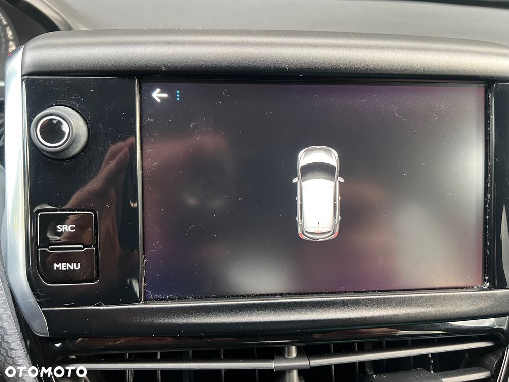 Peugeot 208 - 39