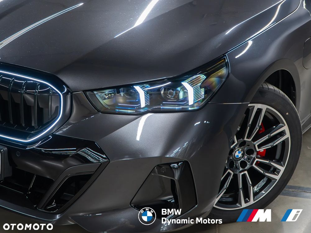 BMW Seria 5 530e xDrive - 8