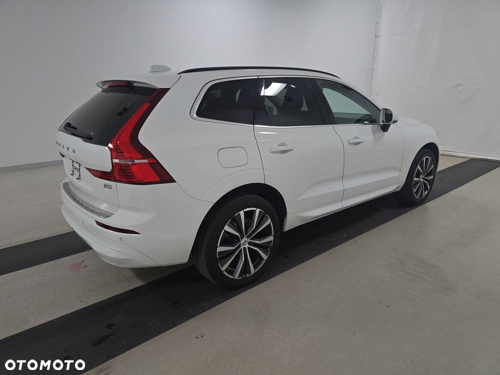 Volvo XC 60 B5 B Geartronic Momentum Pro - 3