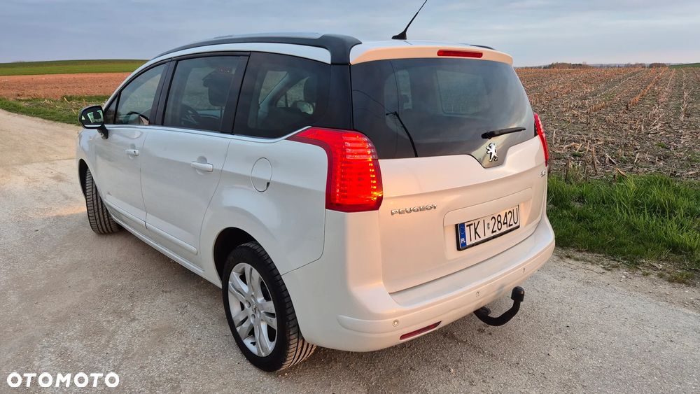 Peugeot 5008 HDI FAP 150 Allure - 12