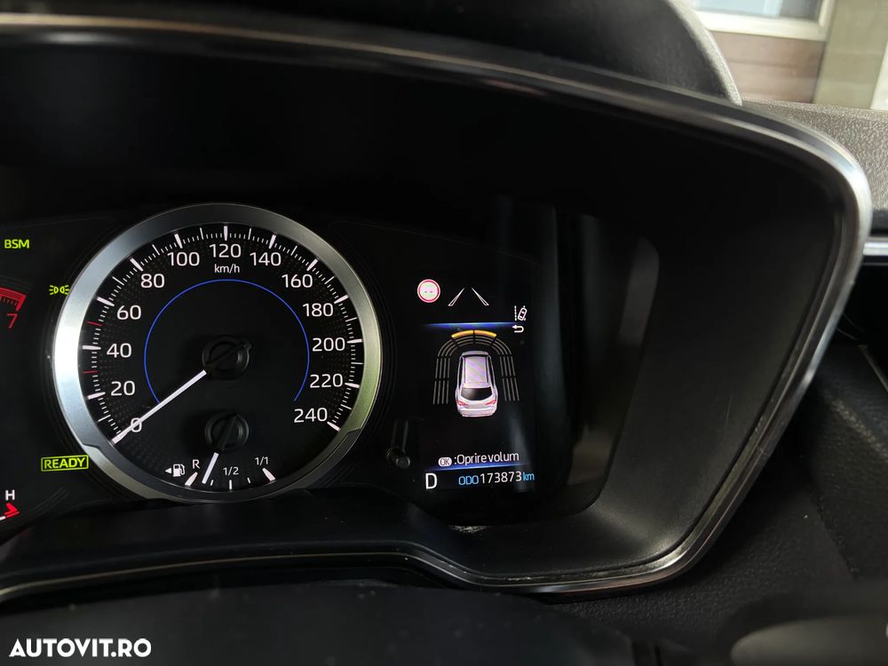 Toyota Corolla 1.8 HSD Business - 27