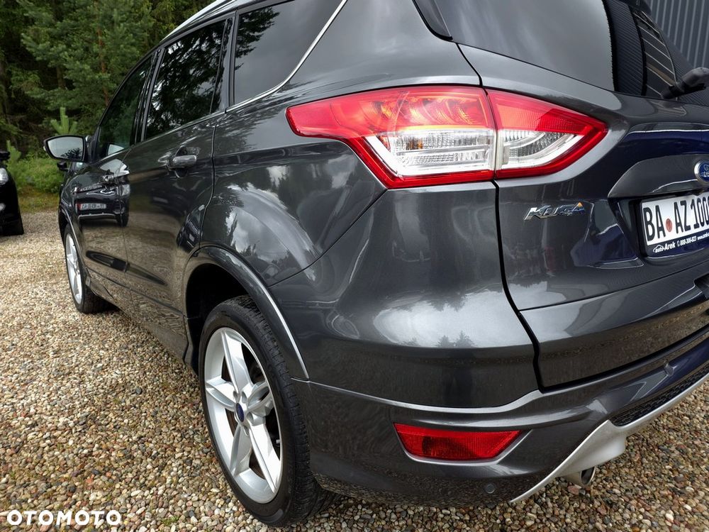 Ford Kuga 2.0 TDCi FWD Titanium - 28