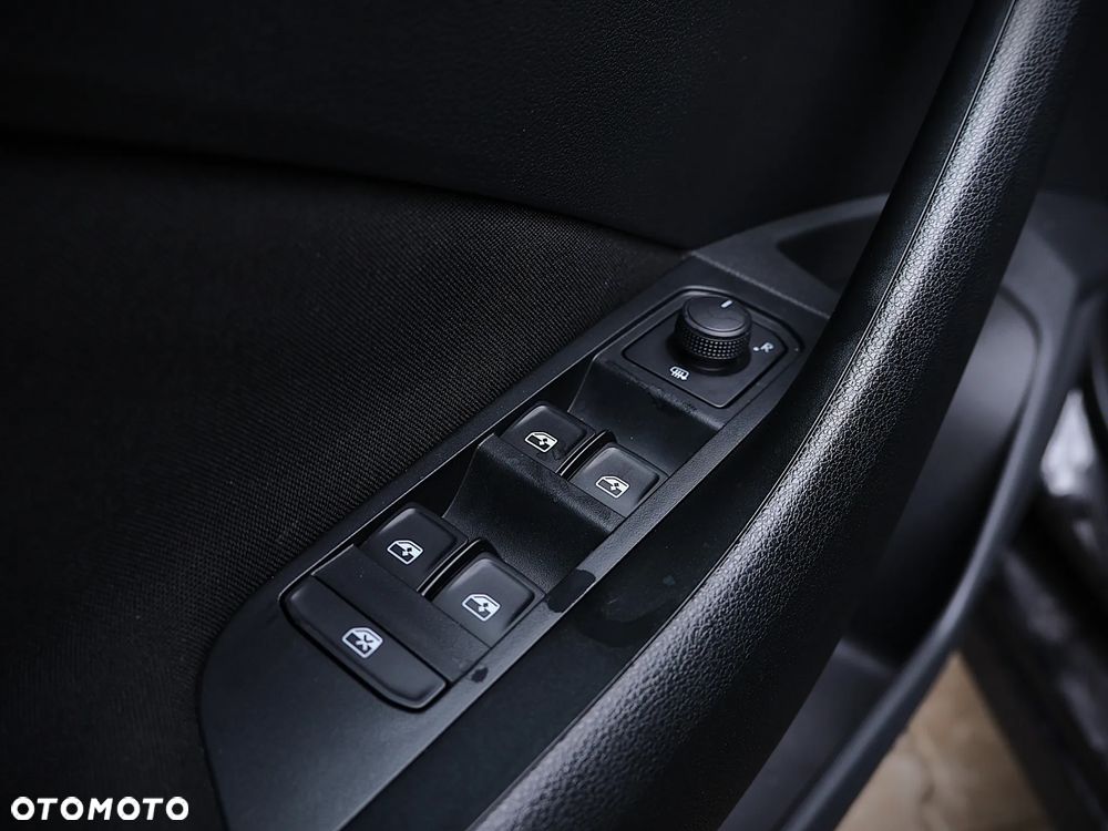 Skoda Kamiq 1.0 TSI Ambition DSG - 21