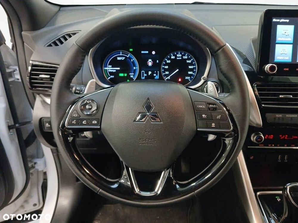 Mitsubishi Eclipse Cross - 27