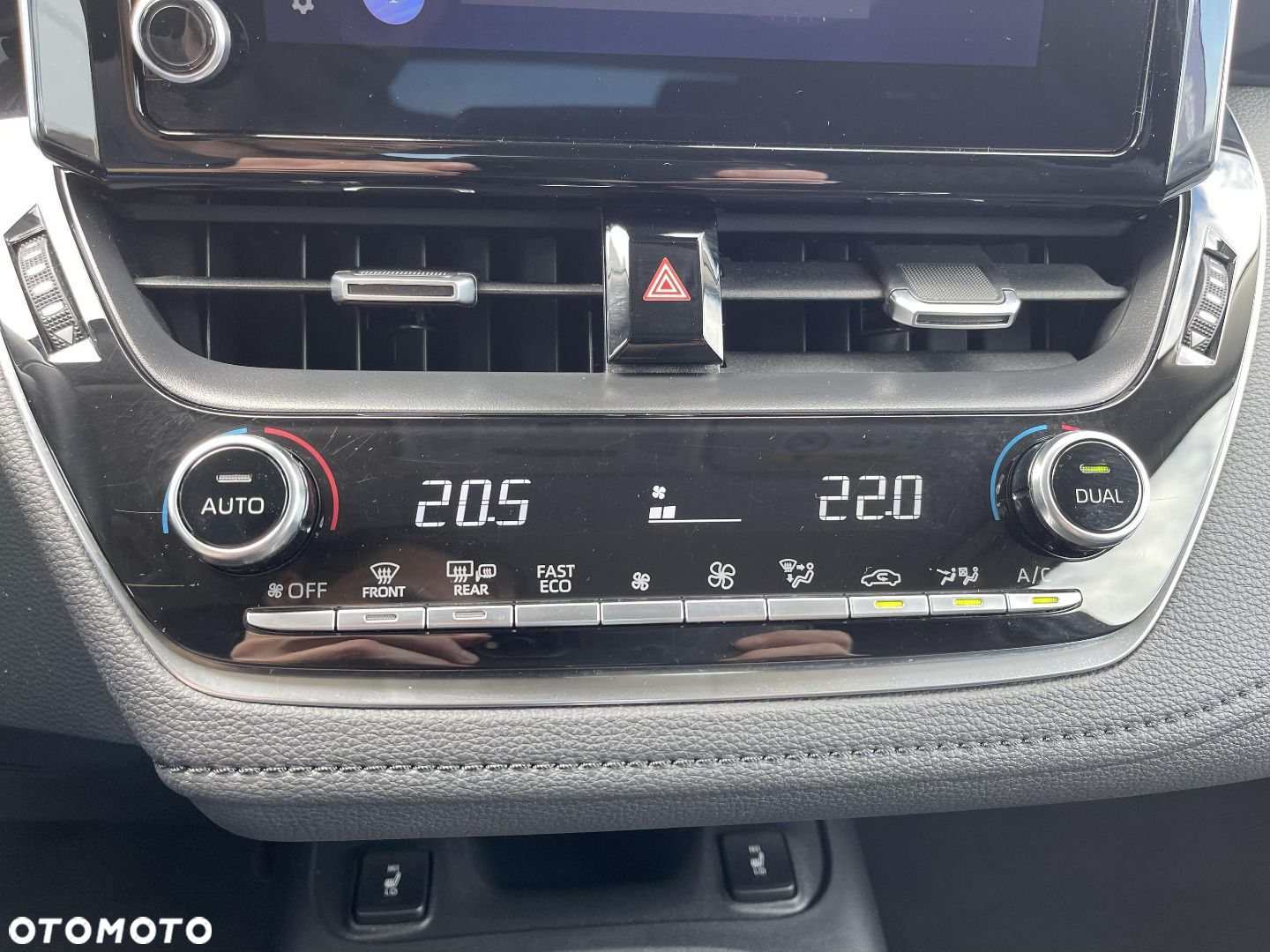Toyota Corolla - 19