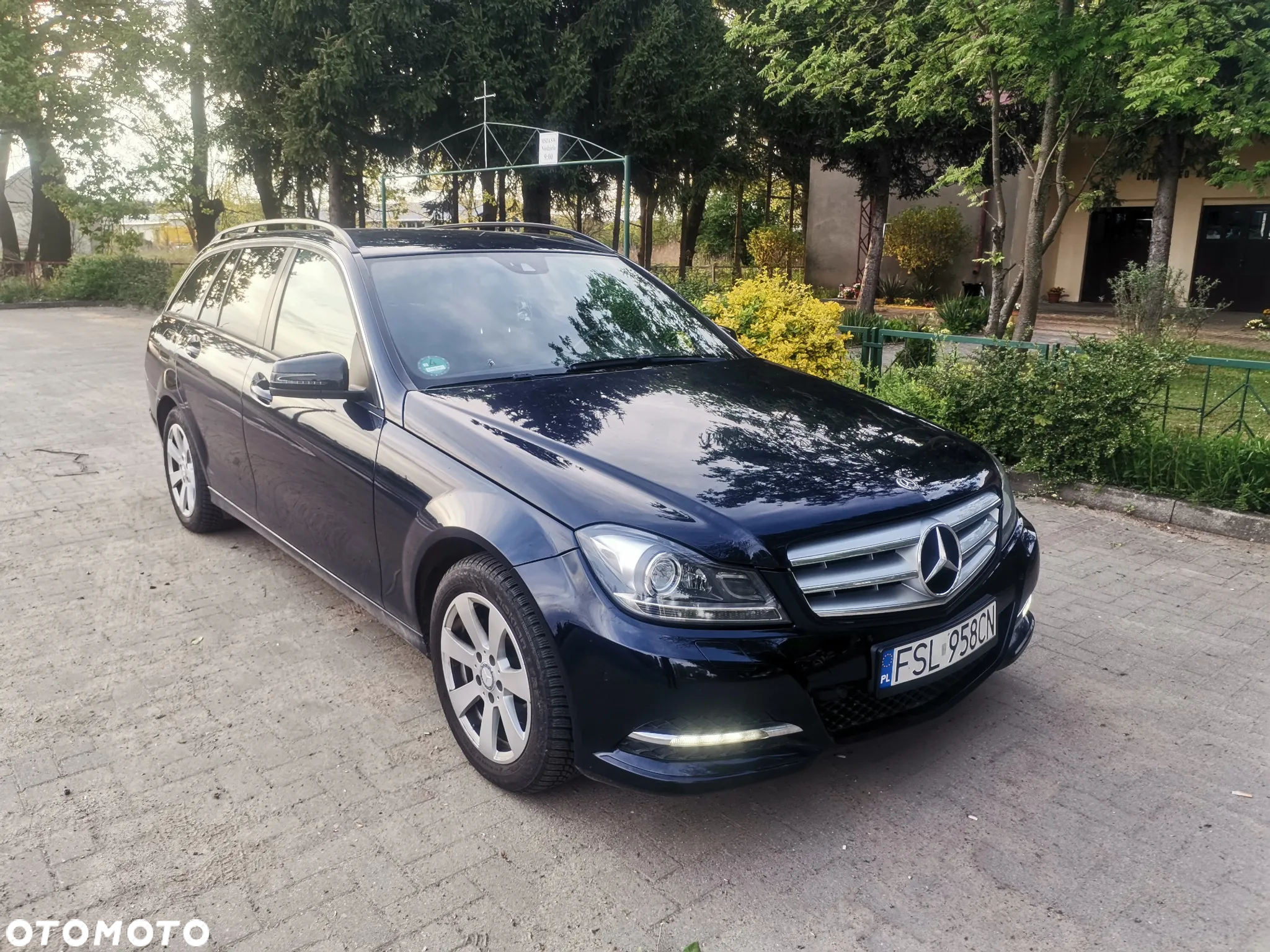 Mercedes-Benz Klasa C 220 CDI BlueEff Avantgarde - 20