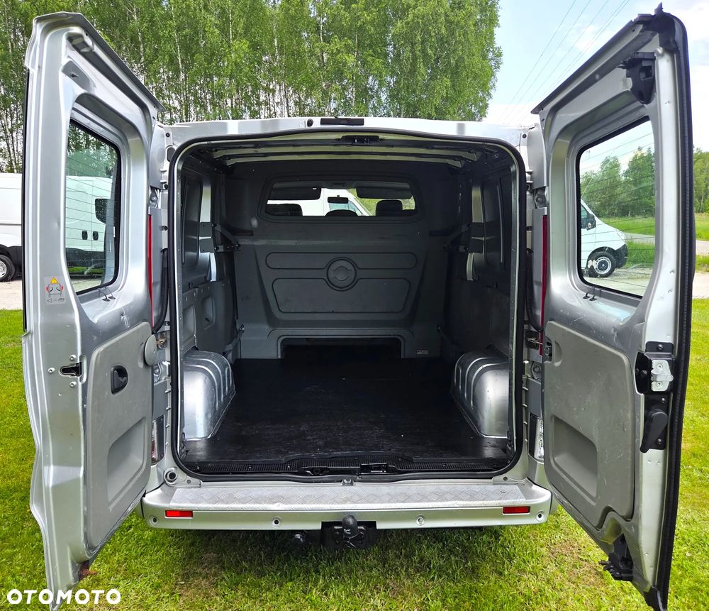 Renault Trafic Vivaro Primastar - 16