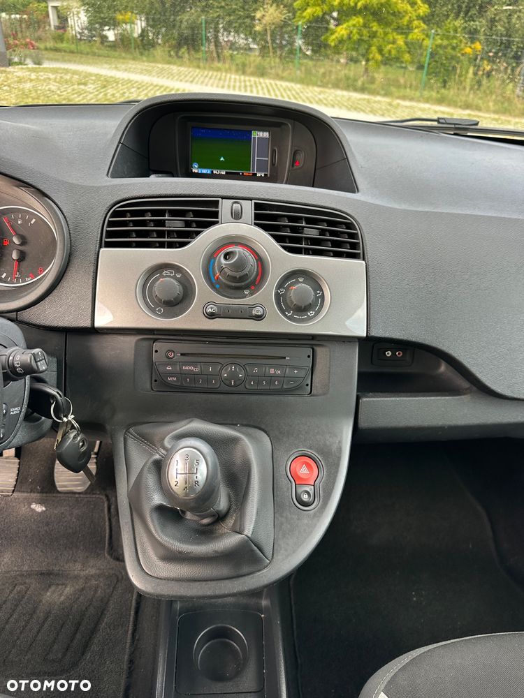 Renault Kangoo 1.6 16V Privilege - 23