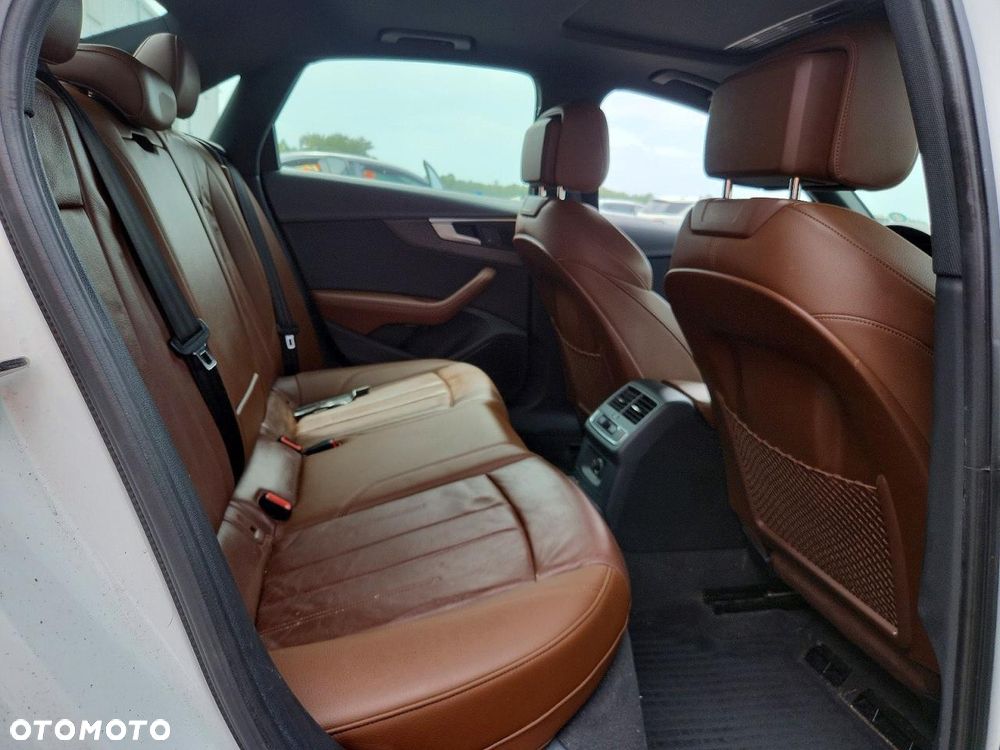 Audi A4 Limousine 45 TFSI quattro S tronic design - 11