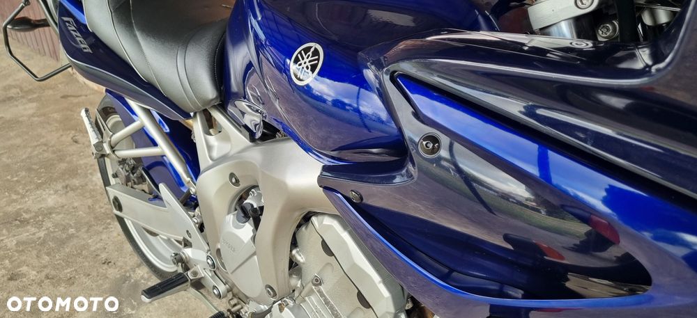 Yamaha FZ6 - 2