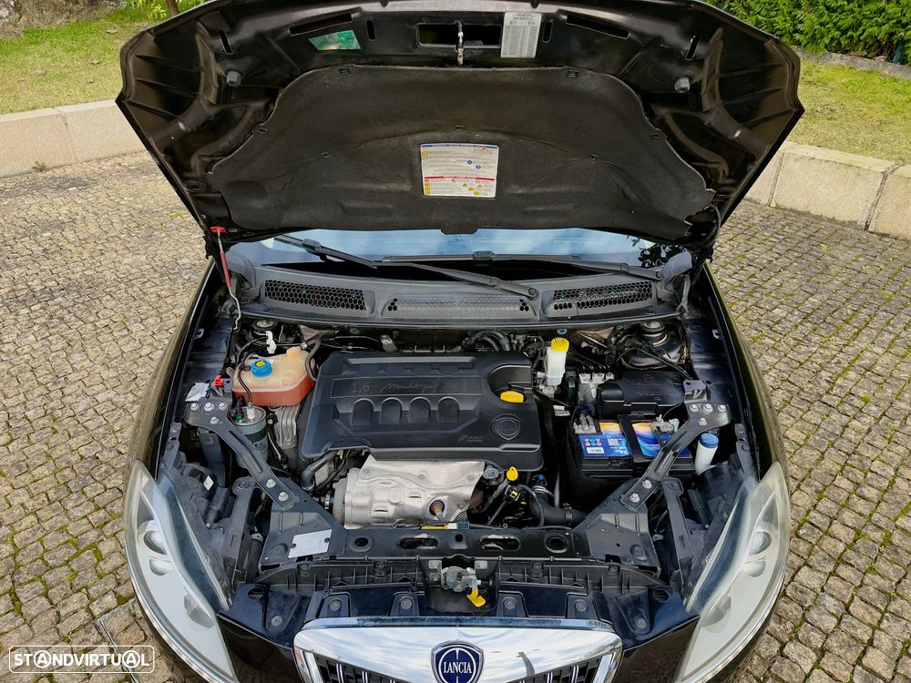 Lancia Delta 1.6 M-Jet Platino Com 57X - 46