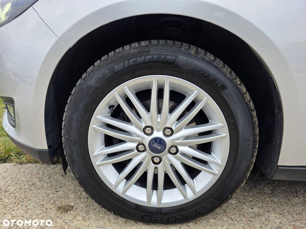 Ford Focus 1.6 SYNC Edition - 20