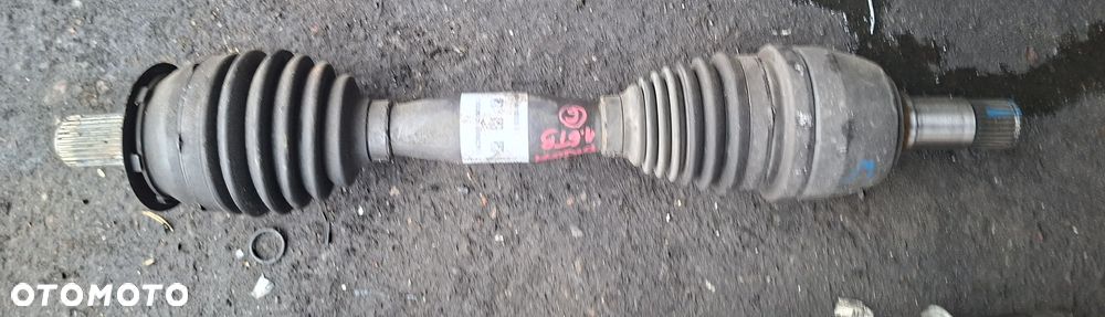 MERCEDES B-KLASA W246 15r 1.6 CGI PÓŁOŚ LEWA A2463308800 - 1