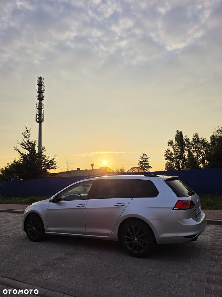Volkswagen Golf 1.6 TDI BlueMotion Trendline - 12