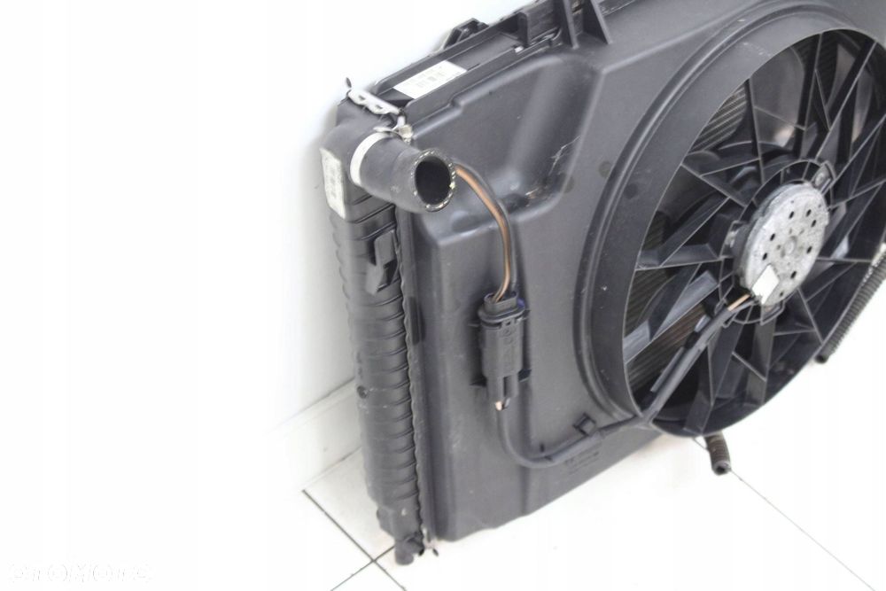 CHŁODNICA WODY WENTYLATOR MERCEDES SLK R170 2.3 B AUTOMAT - 2