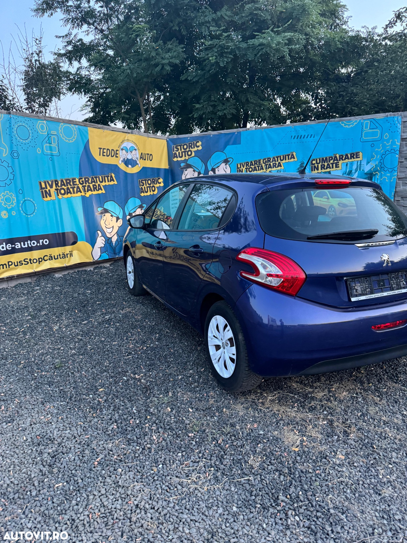 Peugeot 208 1.2 L PureTech Active - 10