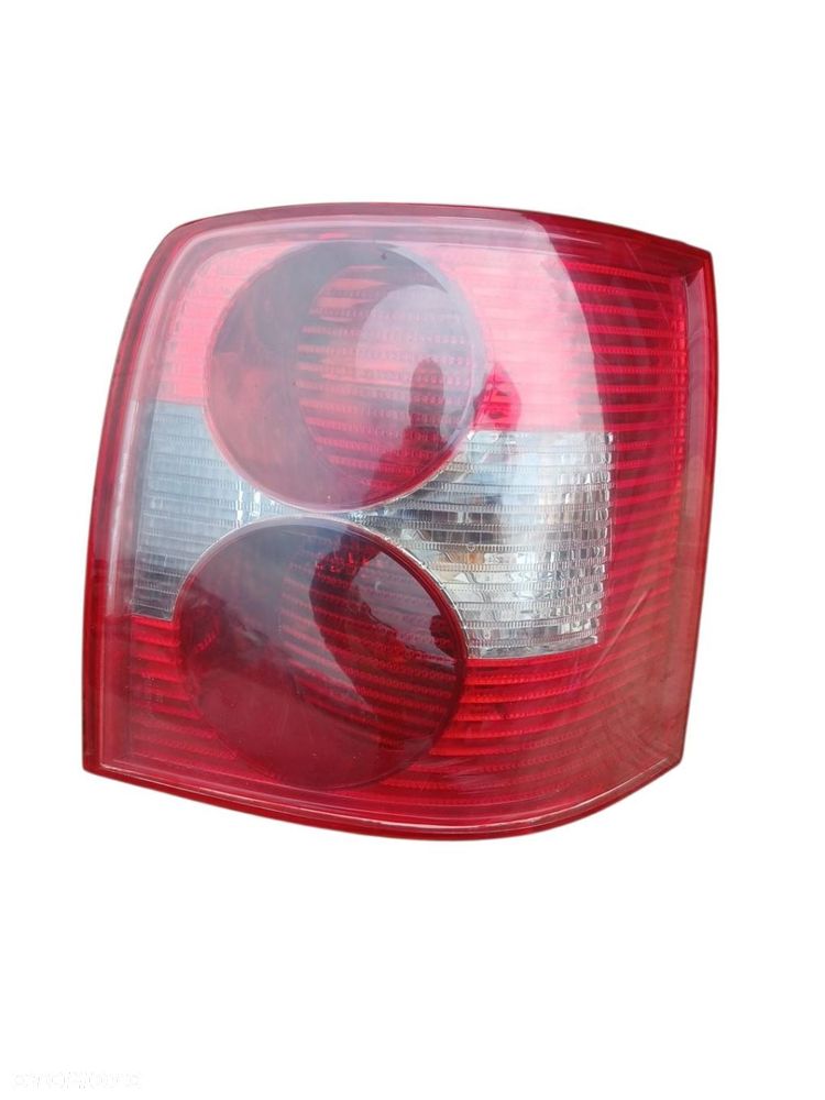 LAMPA PRAWA TYLNA TYŁ VW PASSAT B5 LIFT 11-A209B PASSAT B5 - 1