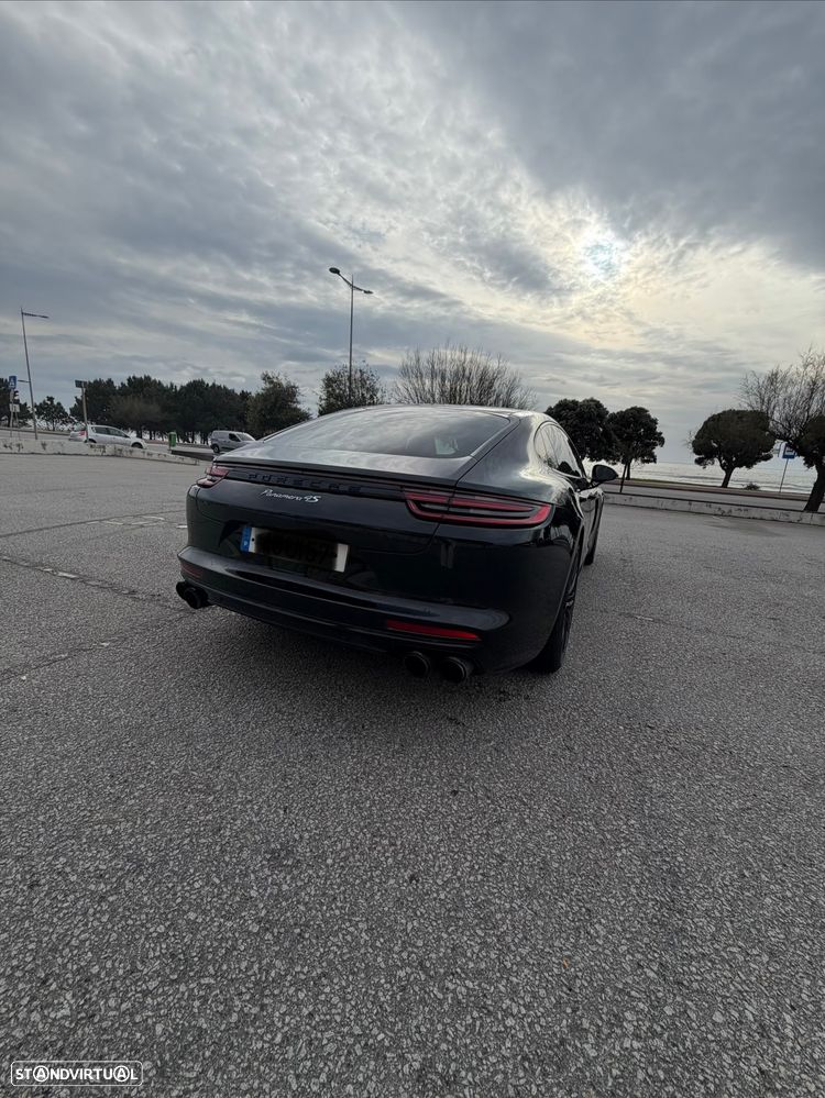 Porsche Panamera - 2