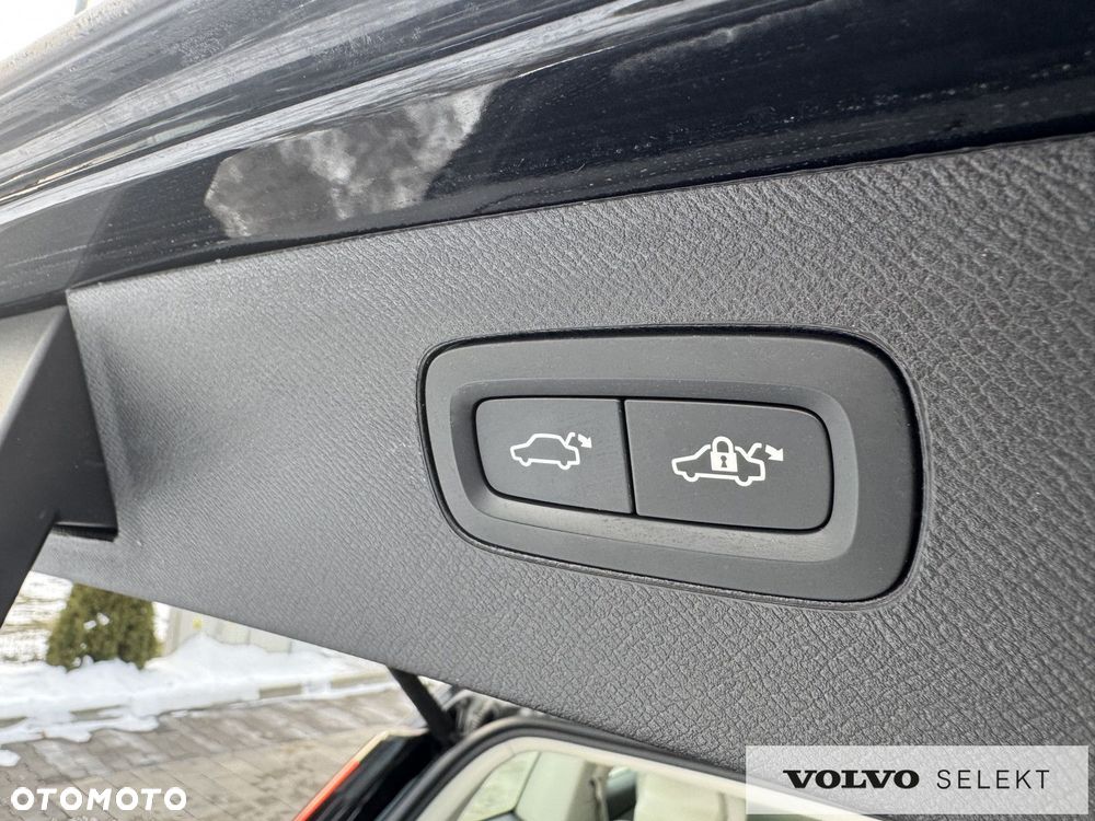 Volvo XC 90 - 34