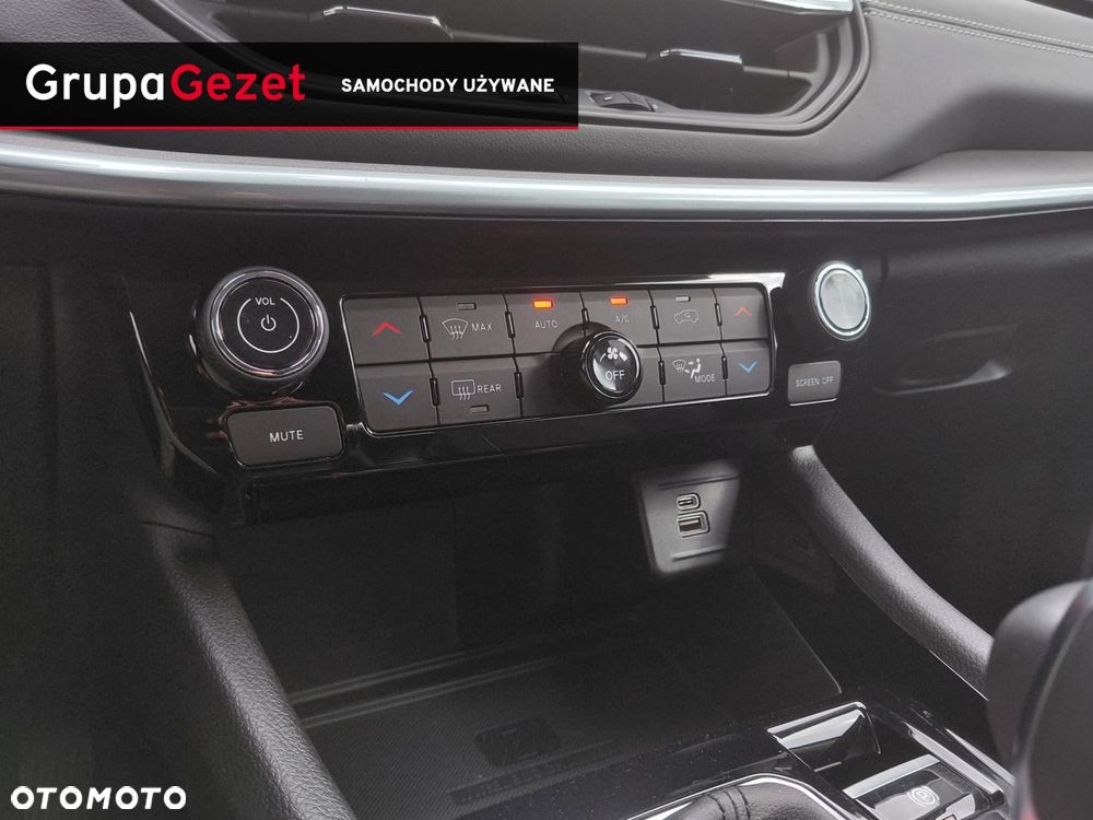 Jeep Compass - 16