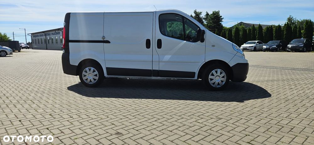 Renault Trafic - 14