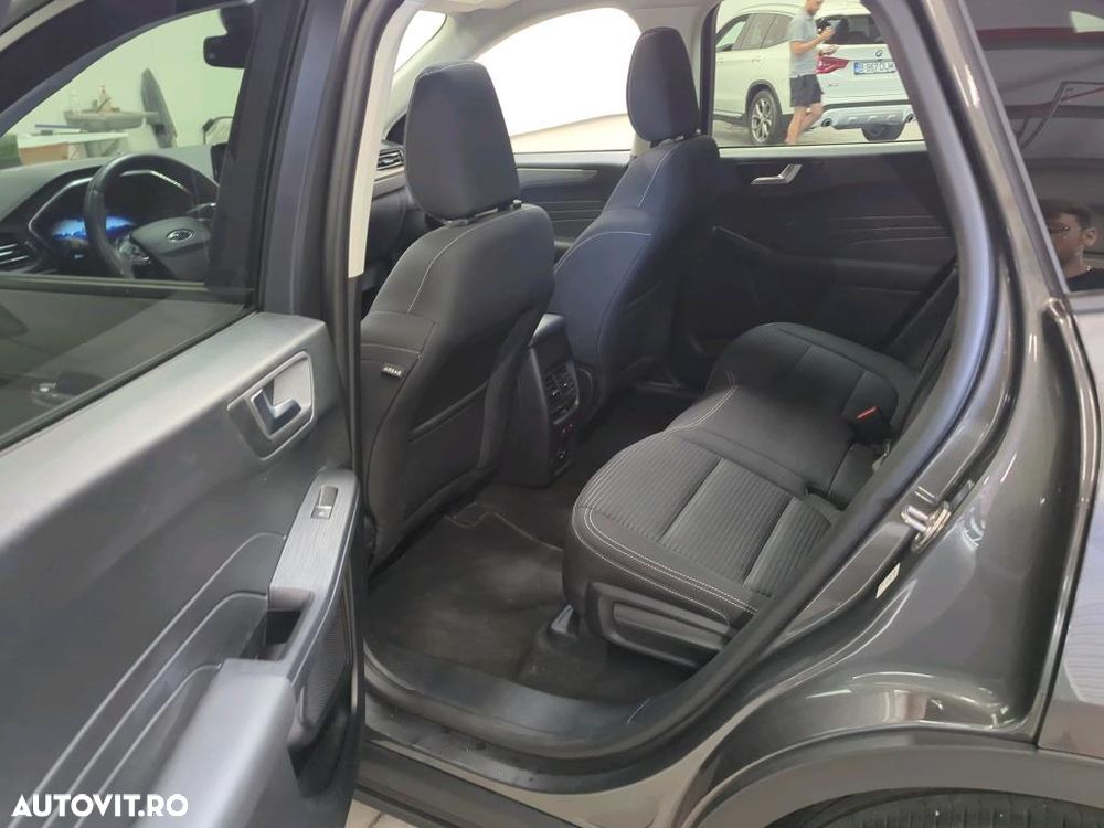 Ford Kuga 2.5 Duratec FHEV AWD Titanium - 9