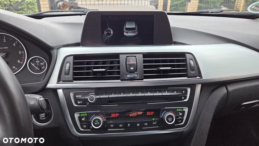 BMW Seria 3 320d Efficient Dynamics Edition Sport Line - 29