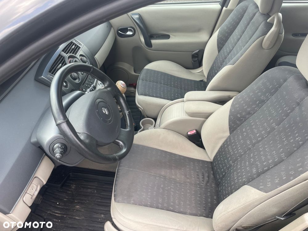 Renault Scenic - 8