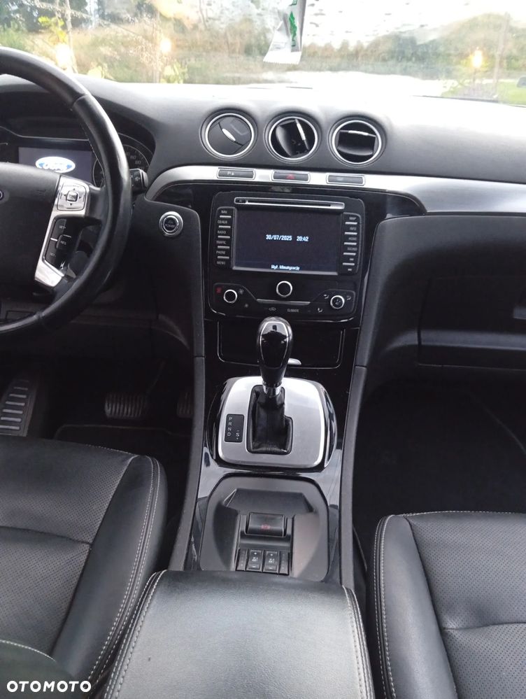 Ford S-Max 2.0 TDCi DPF Titanium MPS6 - 15