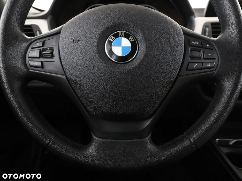 BMW Seria 3 318d Advantage - 22