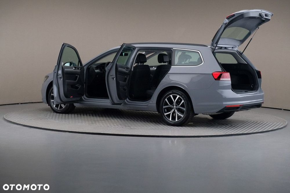 Volkswagen Passat Variant 2.0 TSI Business DSG - 7