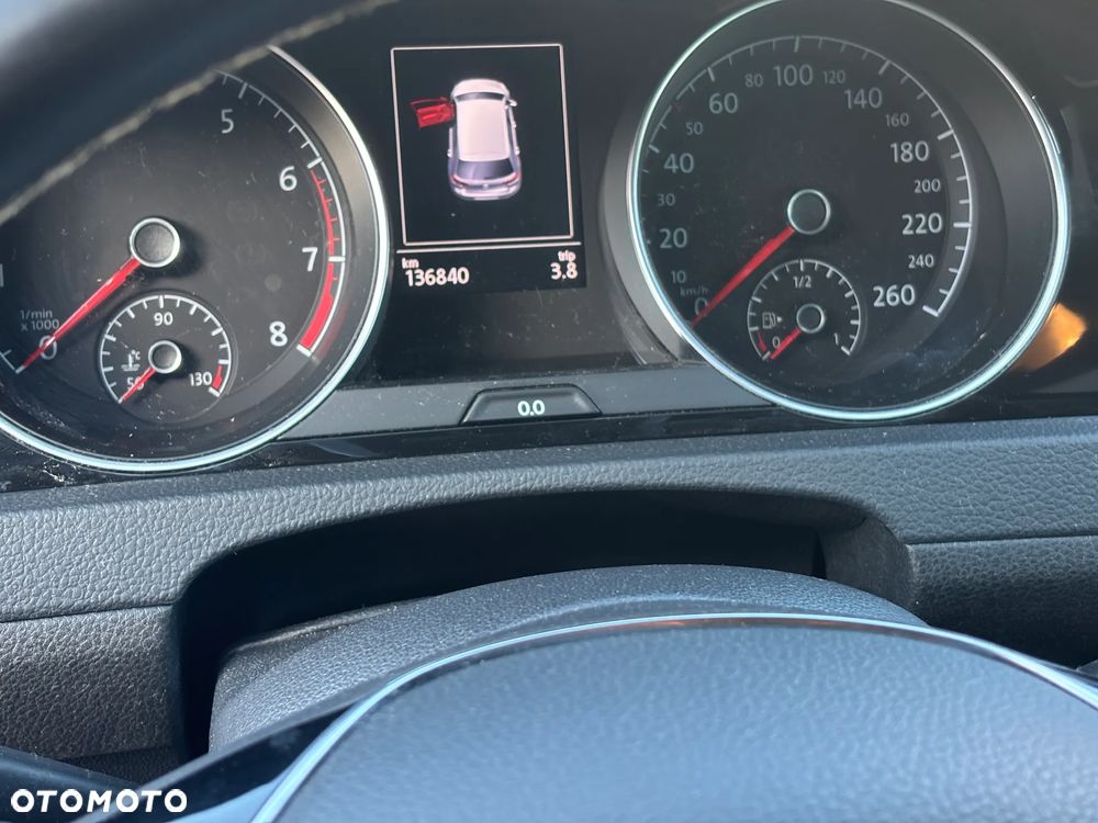 Volkswagen Golf 1.4 TSI BlueMotion Technology DSG Cup - 14