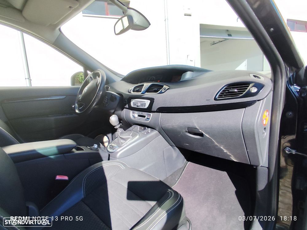 Renault Grand Scénic 1.6 dCi Bose Edition SS - 32