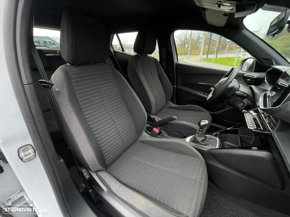 Peugeot 2008 1.2 PureTech Active - 43
