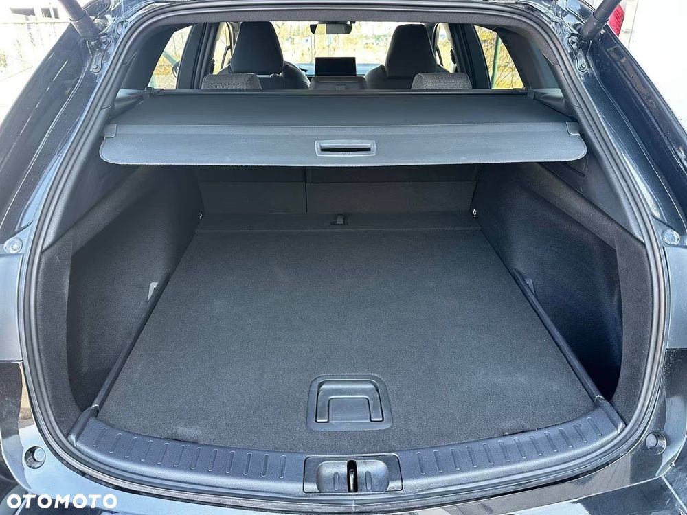 Toyota Corolla 1.8 Hybrid Executive - 17