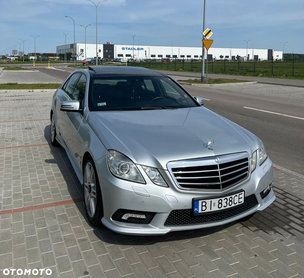 Mercedes-Benz Klasa E 300 CDI DPF BlueEFFICIENCY 7G-TRONIC Avantgarde - 1