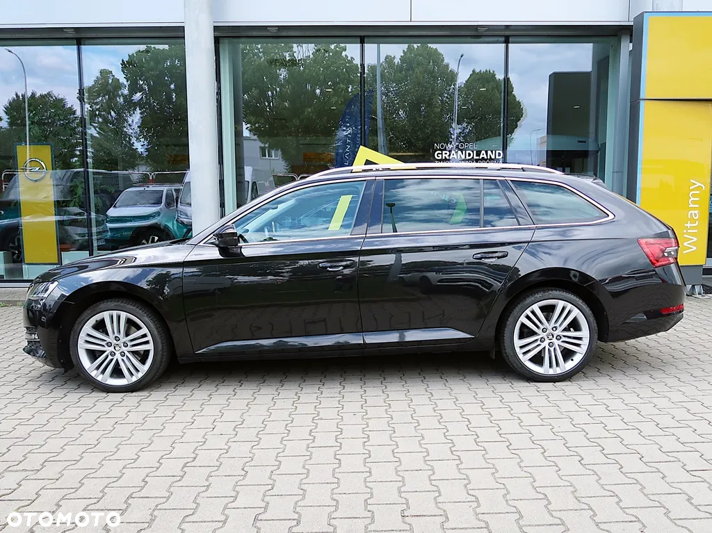 Skoda Superb 2.0 TDI DSG Style - 2