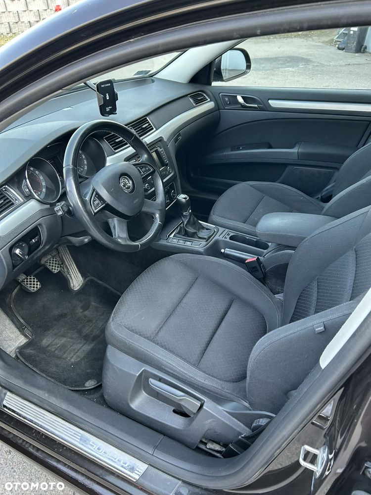 Skoda Superb 2.0 TDI Ambition - 8