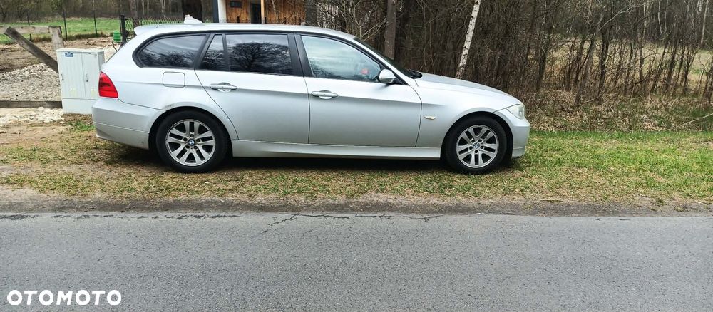 BMW Seria 3 320d DPF - 5