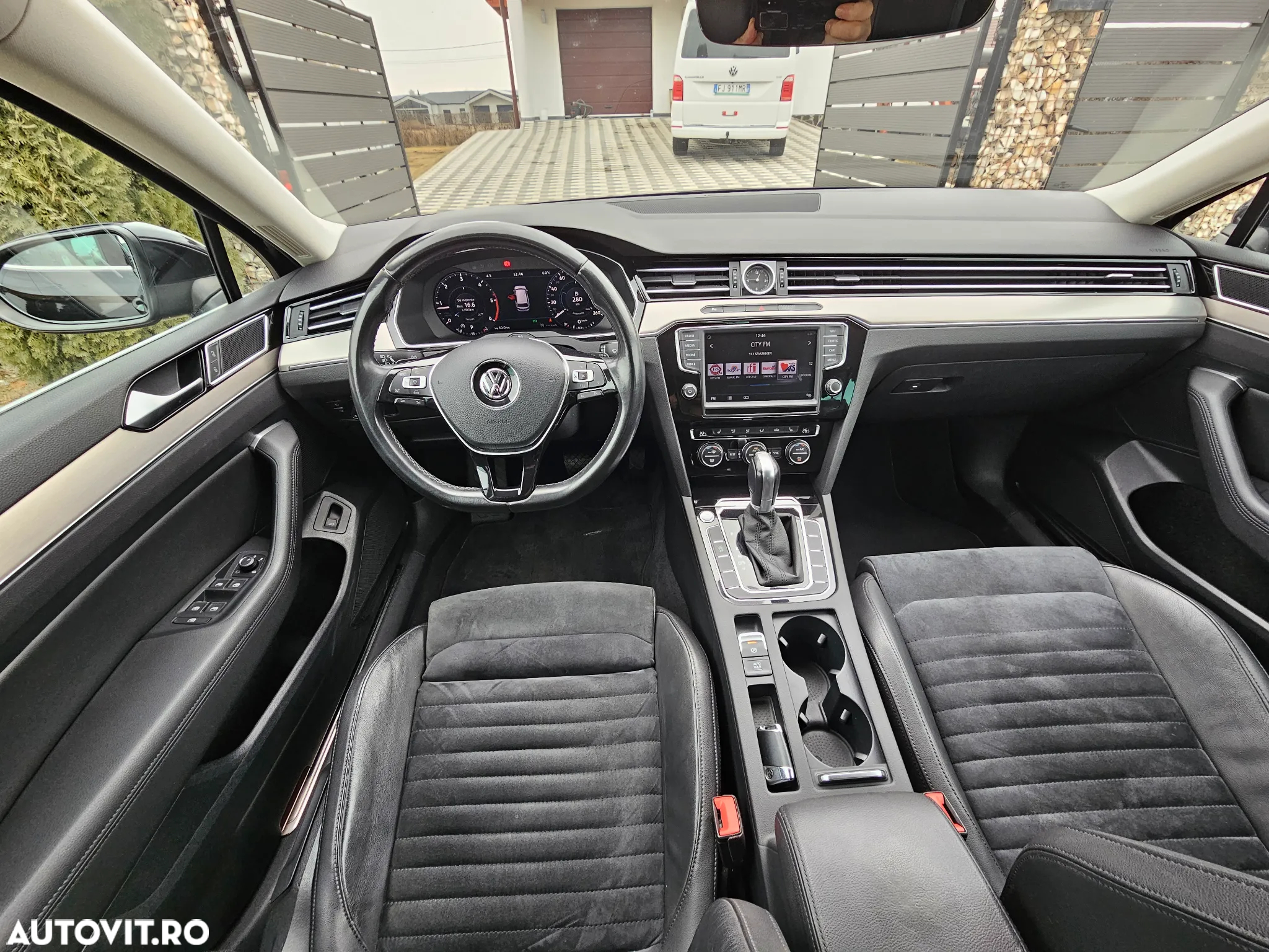 Volkswagen Passat Variant 2.0 TDI DSG Comfortline - 6