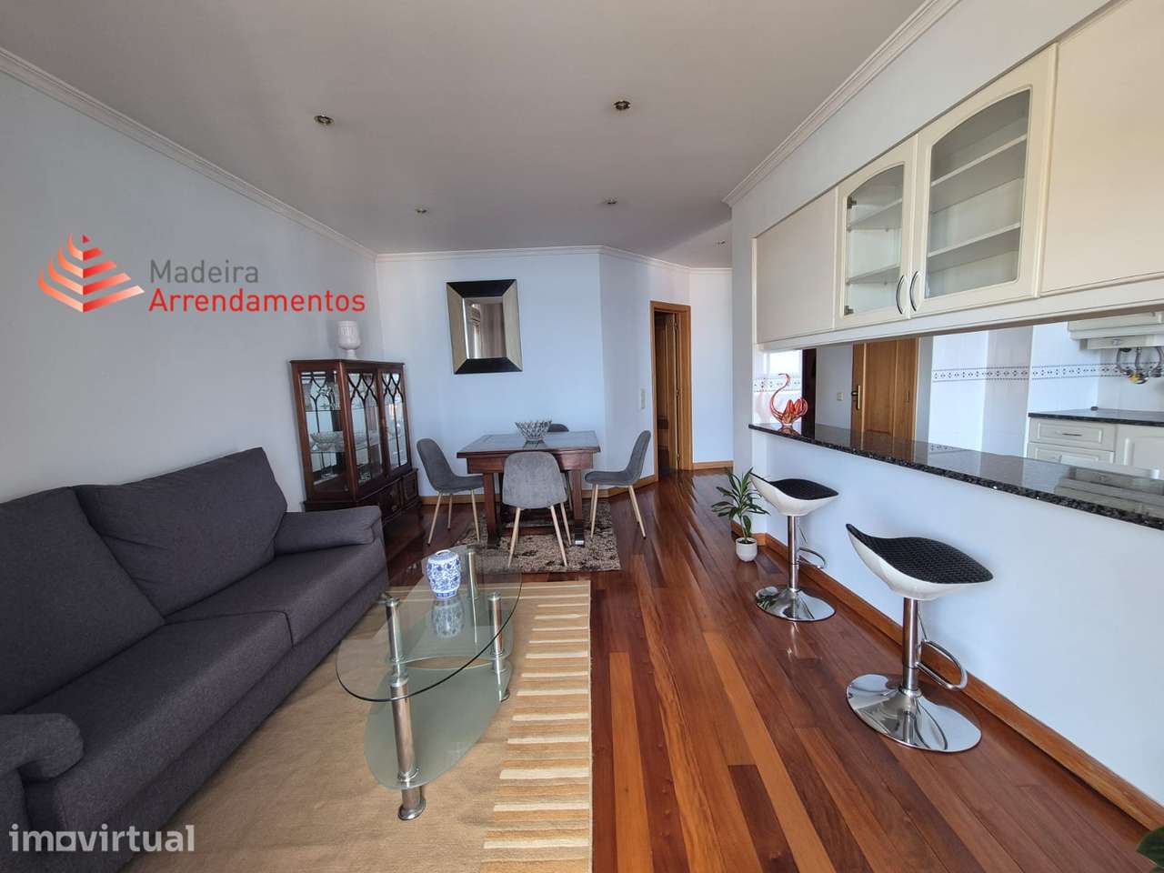 Apartamento T1 na Estrada Monumental - Grande imagem: 2/20