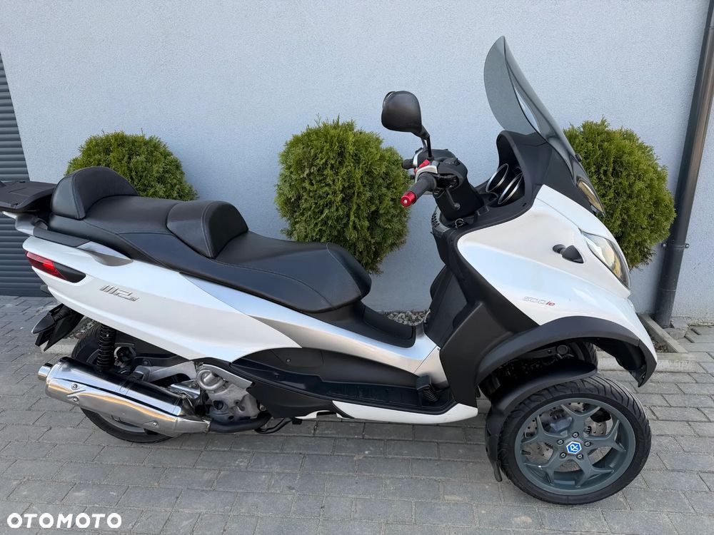 Piaggio MP-3 - 27