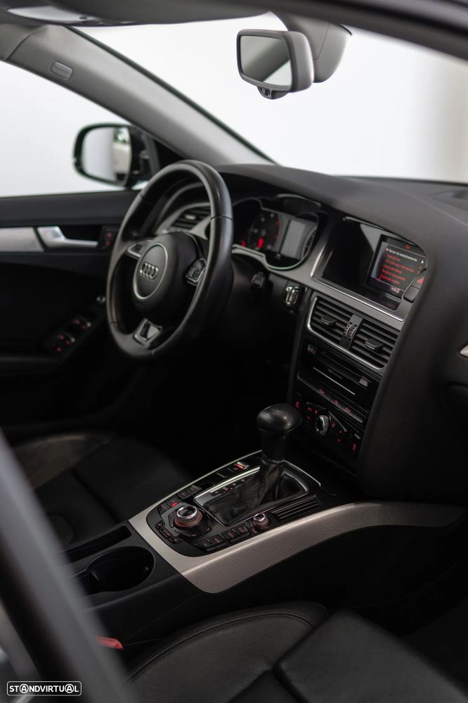Audi A4 Avant 2.0 TDI multitronic S-line - 24