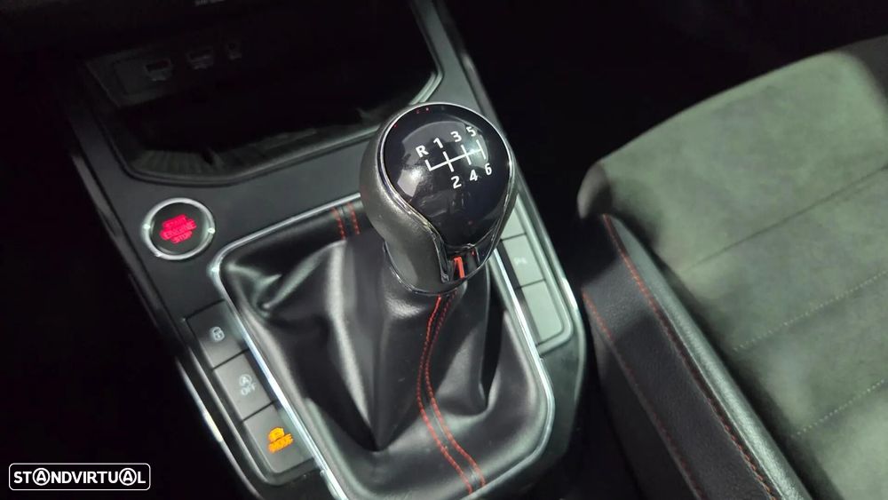 SEAT Arona 1.0 TSI FR - 33
