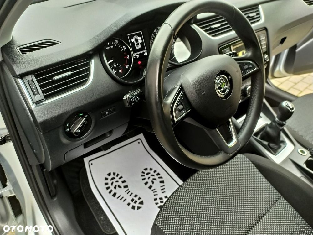 Skoda Octavia 1.4 TSI Ambition - 15