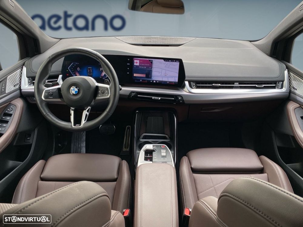 BMW 218 Active Tourer d Pack M Auto — photo 4