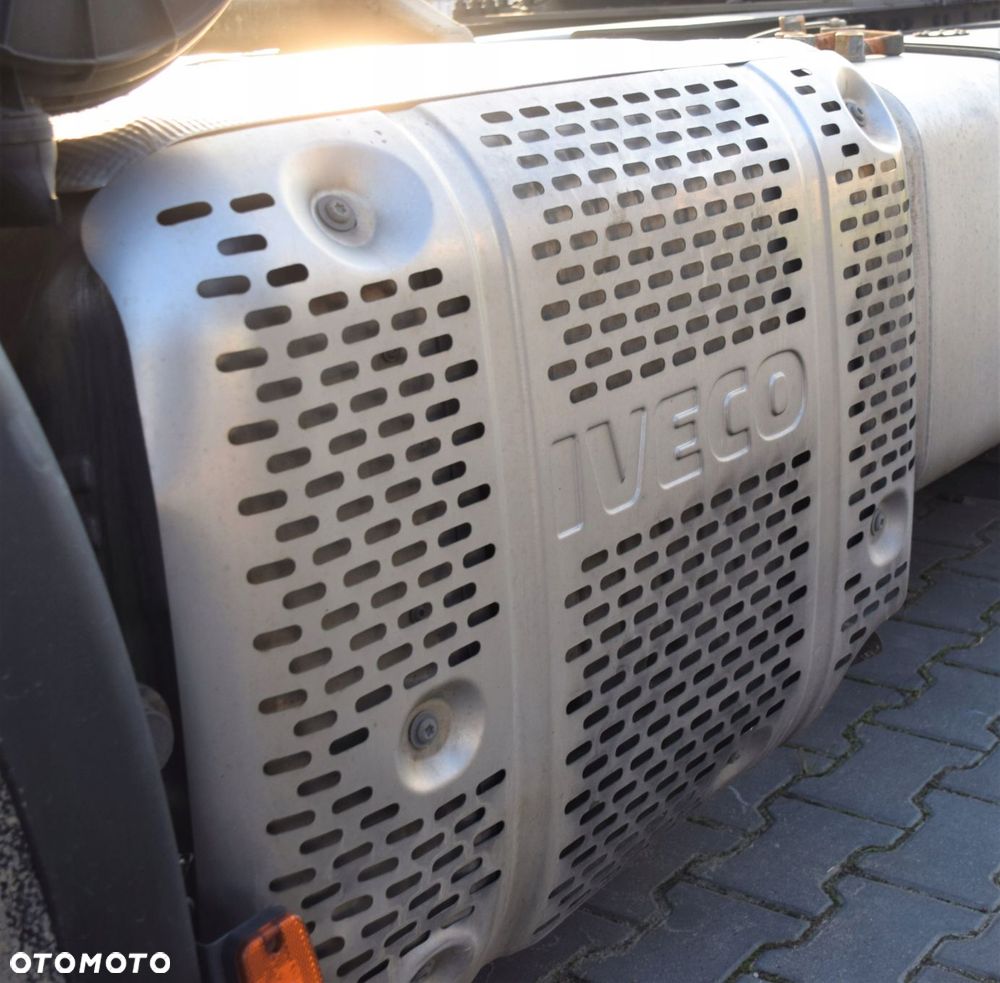 WYDECH IVECO STRALIS HI-WAY EURO6 2015R - 3