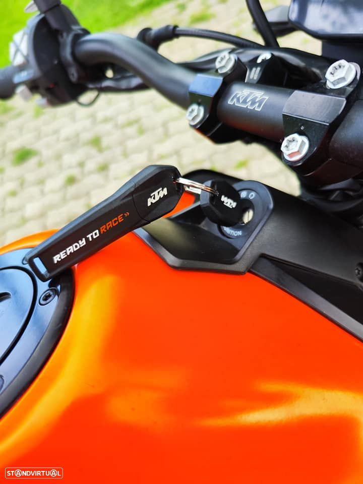 KTM Duke 890 Gp - 14