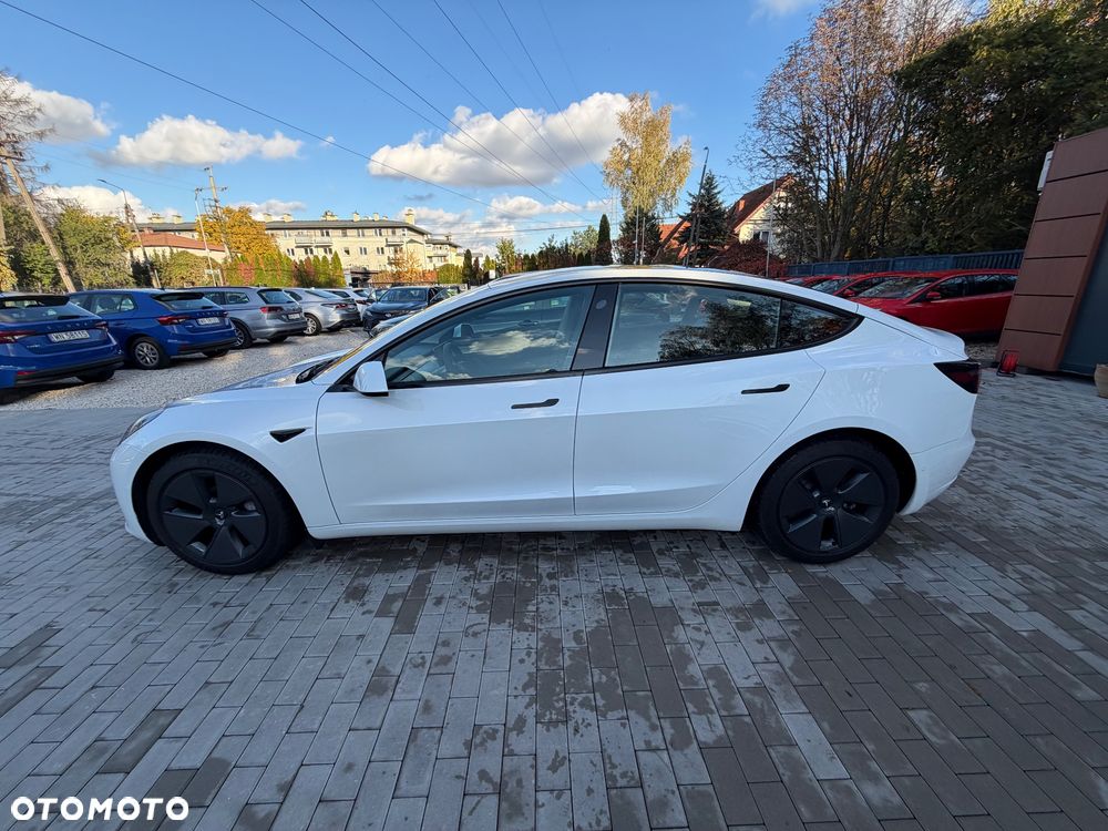 Tesla Model 3 2022 photo 4